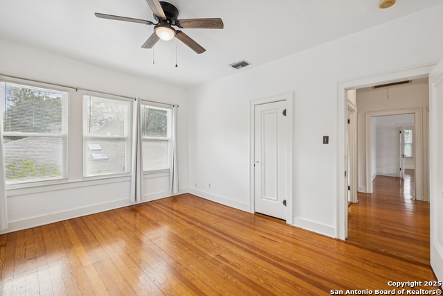 435 W Summit Ave, San Antonio, Texas image 18