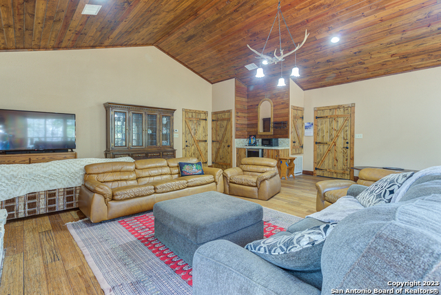 9365 River Rd, New Braunfels, Texas image 28