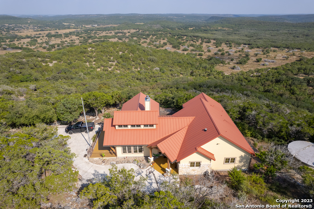 1233 Saddleback Ridge Trl, Bandera, Texas image 37