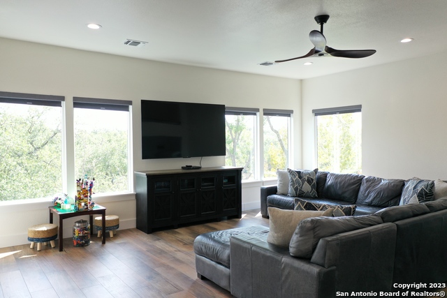 321 Legion Loop, Kingsland, Texas image 30