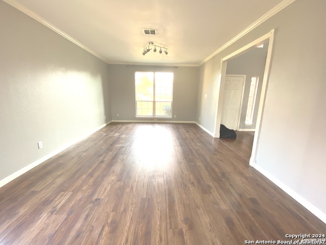 1752 Jasons North Ct, New Braunfels, Texas image 5
