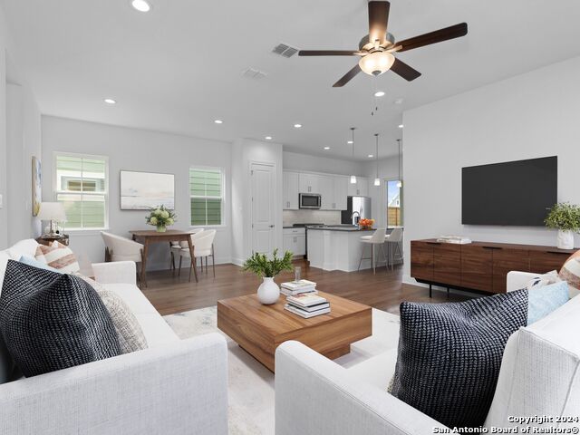 635 Dorfstrasse, New Braunfels, Texas image 12