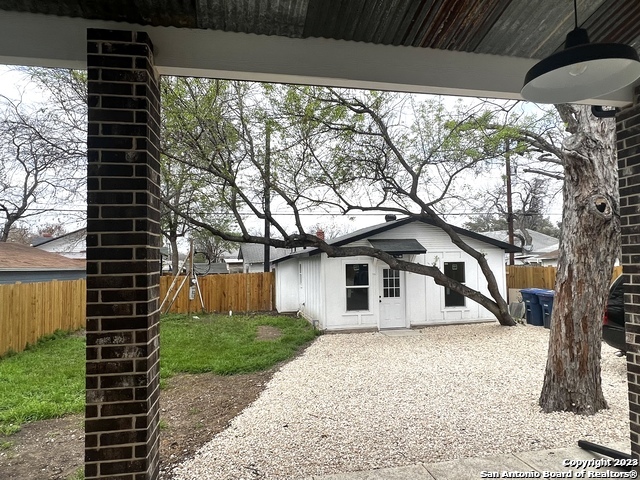 1339 Schley Ave, San Antonio, Texas image 10
