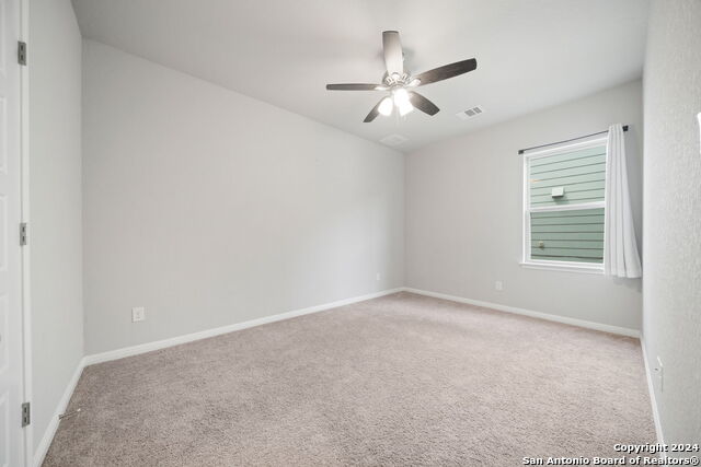 4914 Drovers Path, Saint Hedwig, Texas image 19