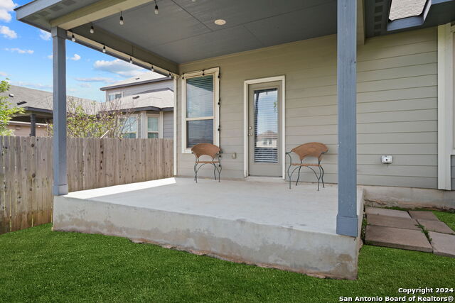 4914 Drovers Path, Saint Hedwig, Texas image 22