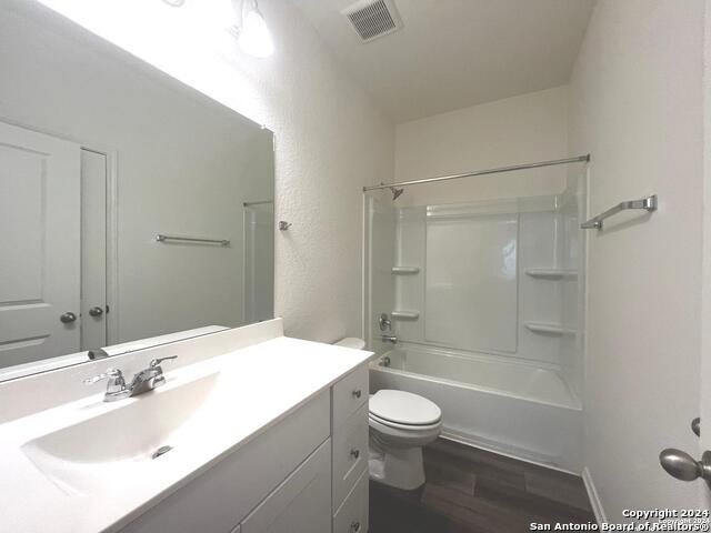 5106 Firefly Hls, Saint Hedwig, Texas image 22