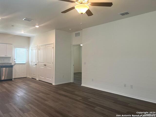 5106 Firefly Hls, Saint Hedwig, Texas image 4