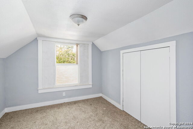 935 Aransas Ave, San Antonio, Texas image 13