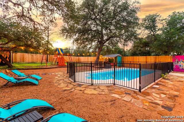 706 Ranchview Dr, Johnson City, Texas image 3