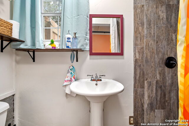 706 Ranchview Dr, Johnson City, Texas image 33