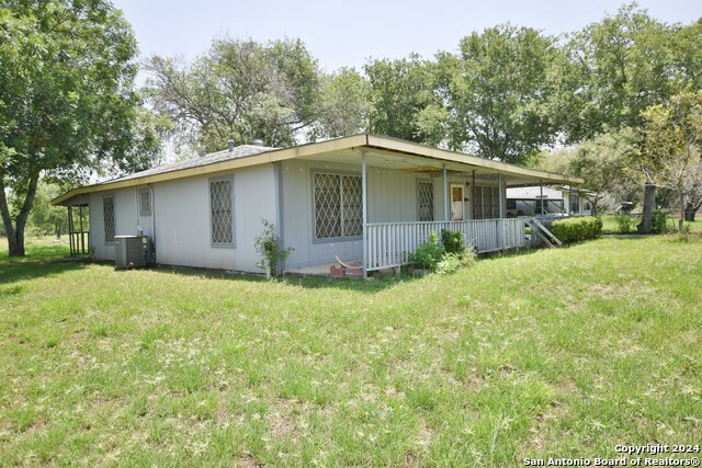 210 County Road 744, Yancey, Texas image 11