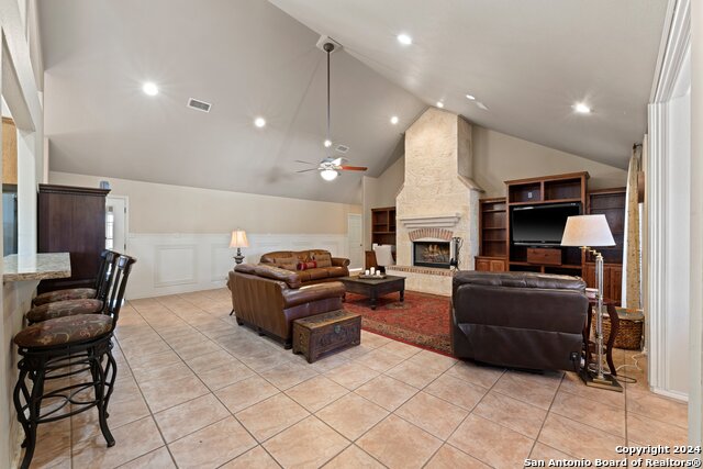 341 River View Dr, Johnson City, Texas image 12