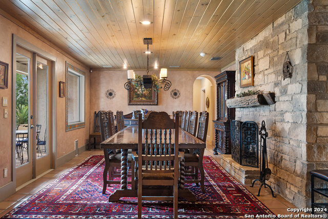 25242 Paleface Lake, SPICEWOOD, Texas image 17