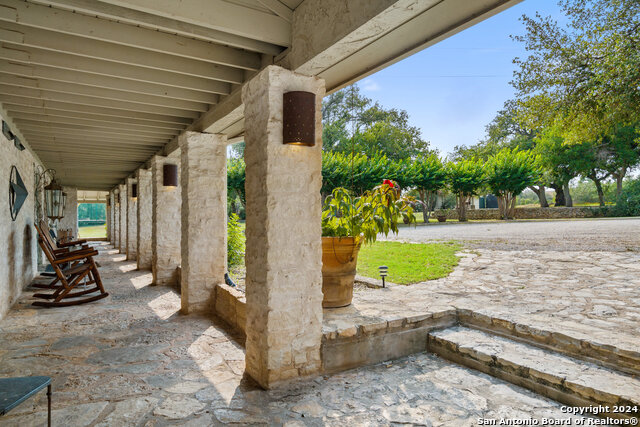 25242 Paleface Lake, SPICEWOOD, Texas image 38