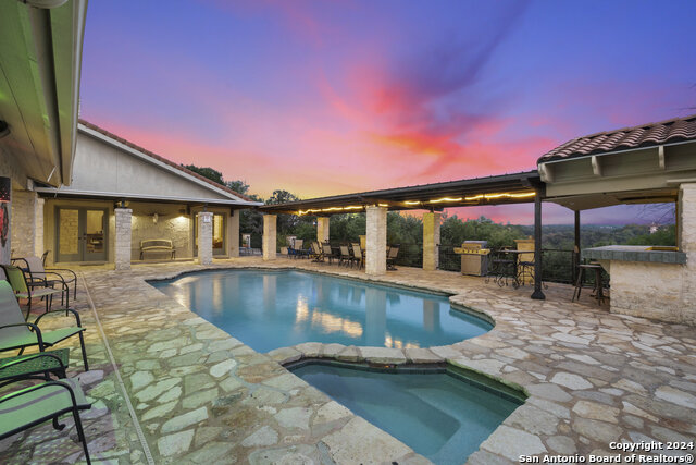 25242 Paleface Lake, SPICEWOOD, Texas image 4