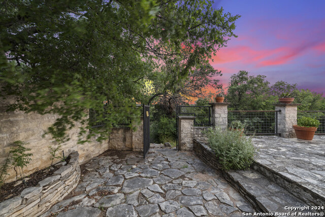 25242 Paleface Lake, SPICEWOOD, Texas image 48