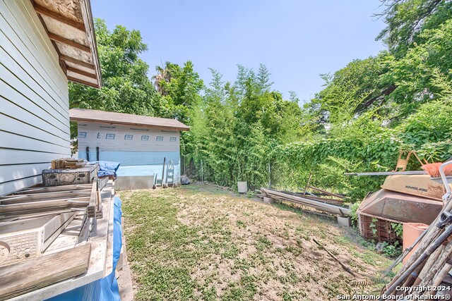 737 E Park Ave, San Antonio, Texas image 26