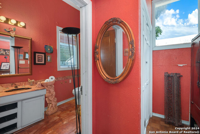 429 E Evergreen St, San Antonio, Texas image 15