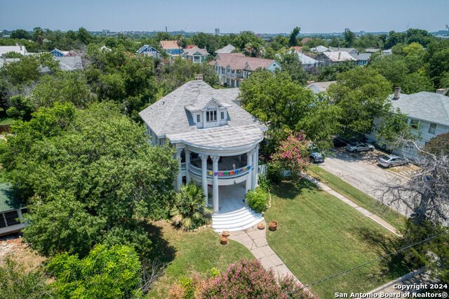 429 E Evergreen St, San Antonio, Texas image 3