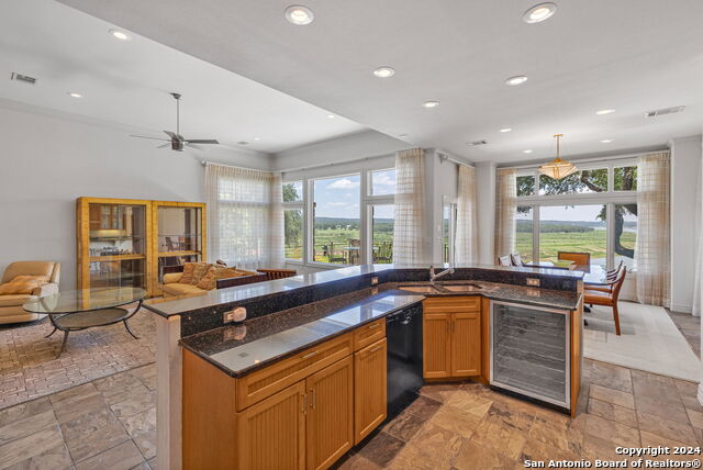 27000 Catamaran Dr., #8, SPICEWOOD, Texas image 6
