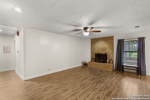 117 Plum St., Bastrop, Texas image 9