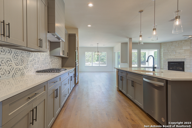 1103 Diretto Dr, New Braunfels, Texas image 32