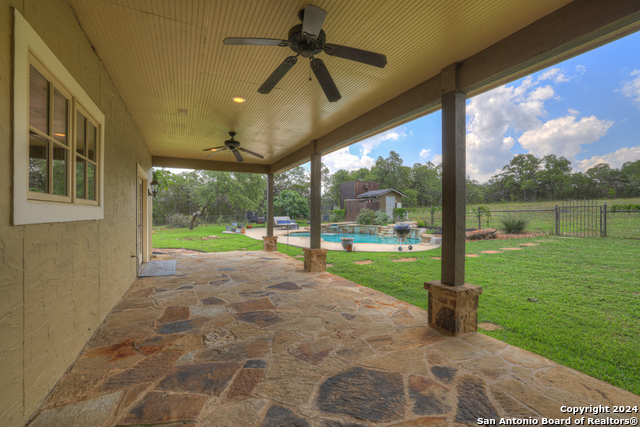 211 Copper Trce, New Braunfels, Texas image 39