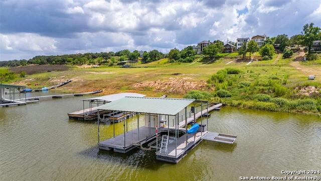 1217 E Lake Shore, SPICEWOOD, Texas image 1