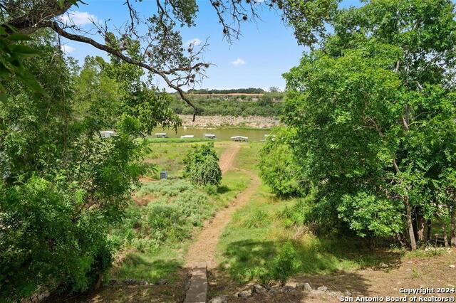 1217 E Lake Shore, SPICEWOOD, Texas image 15