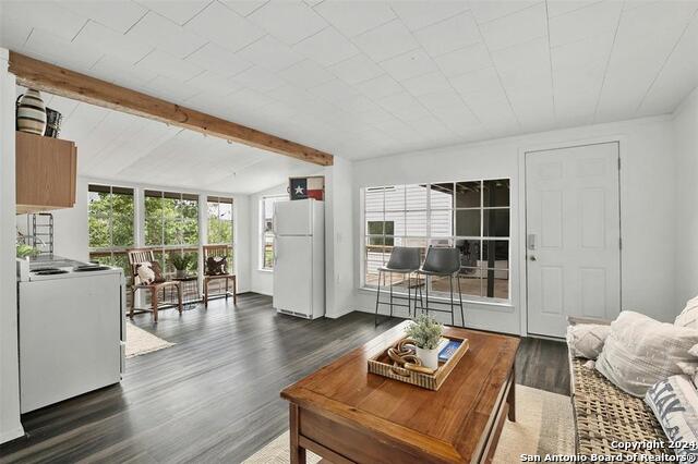 1217 E Lake Shore, SPICEWOOD, Texas image 4