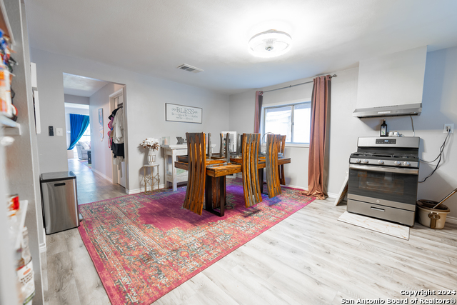 1147 Chalmers Ave, San Antonio, Texas image 8