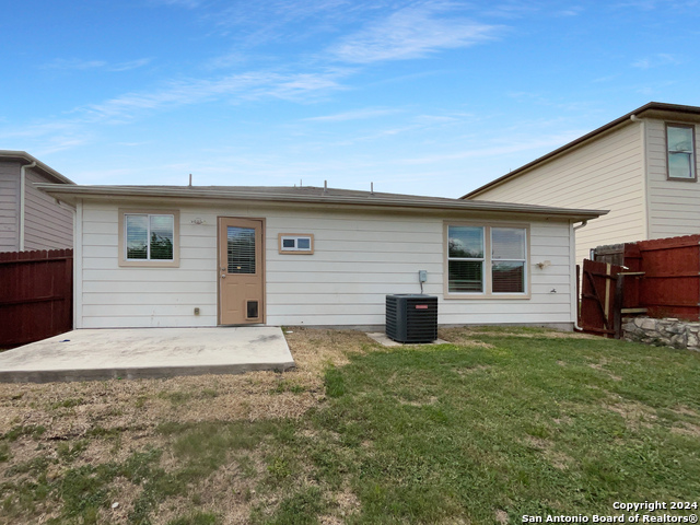9534 Lookover Bay, Converse, Texas image 5