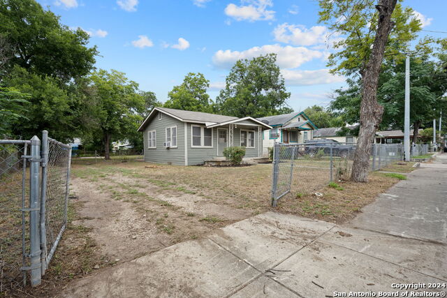 402 Weinberg Ave, San Antonio, Texas image 30