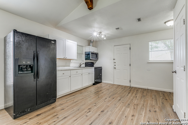 1731 Escalon Ave, San Antonio, Texas image 4