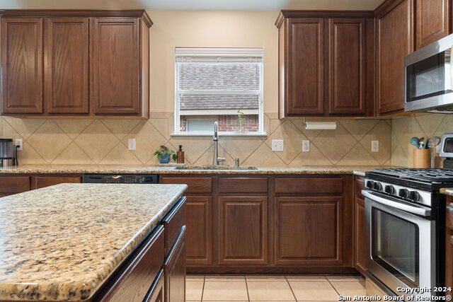 123 Birdwell Lane, Buda, Texas image 8