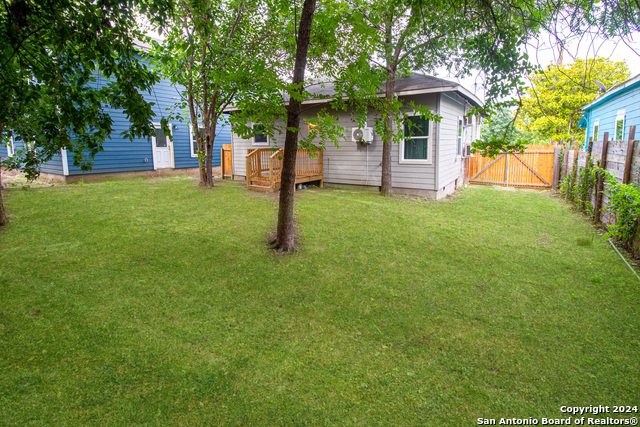 117 Magendie St, San Antonio, Texas image 22