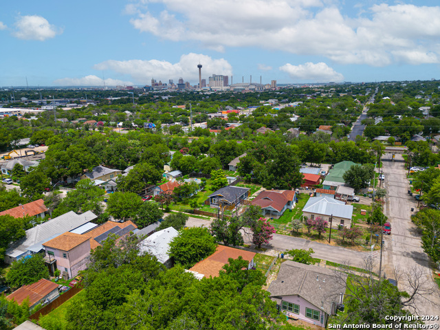 134 E High Avenue, San Antonio, Texas image 5