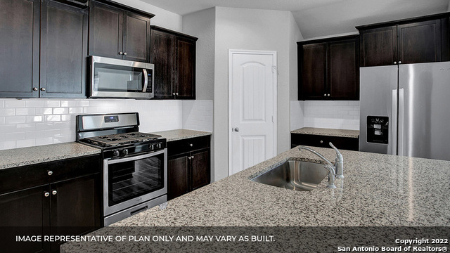 824 Peccary Place, Seguin, Texas image 12