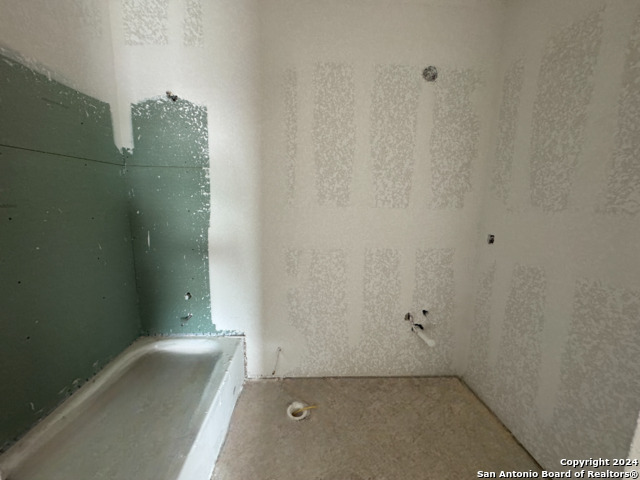 273 Ainslie Street W, Castroville, Texas image 24
