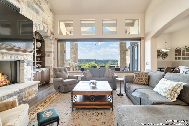 2204 Sierra Madre, Canyon Lake, Texas image 1