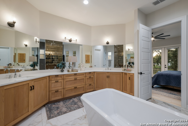 718 Post Oak Ridge, Bulverde, Texas image 18