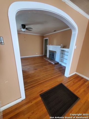 1206 Avant Ave, San Antonio, Texas image 5