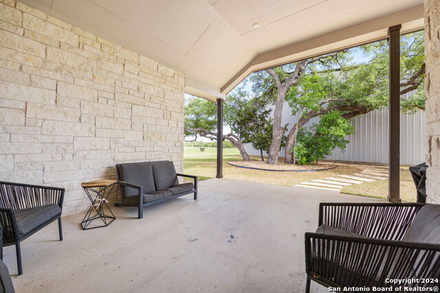 135 Bedford Drive, SPICEWOOD, Texas image 44
