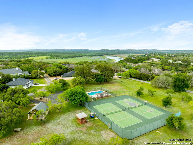 135 Bedford Drive, SPICEWOOD, Texas image 48
