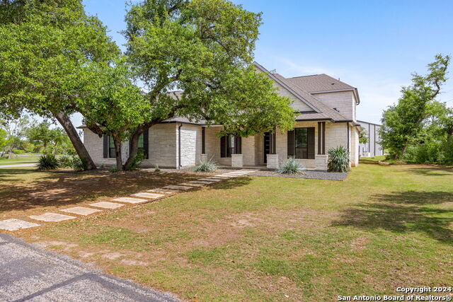 135 Bedford Drive, SPICEWOOD, Texas image 5