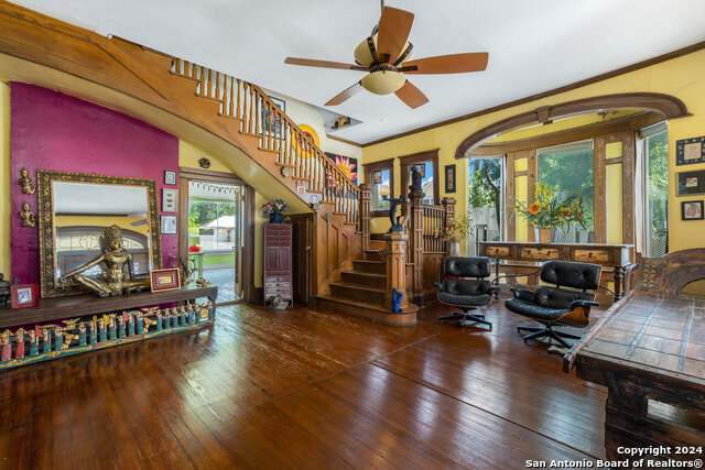 429 E Evergreen St, San Antonio, Texas image 8