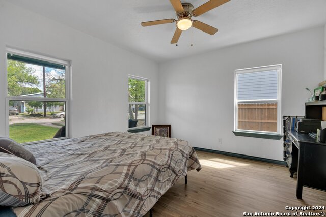 1410 Hicks Ave, San Antonio, Texas image 11