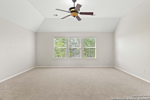 406 Primavera Loop, Kyle, Texas image 15