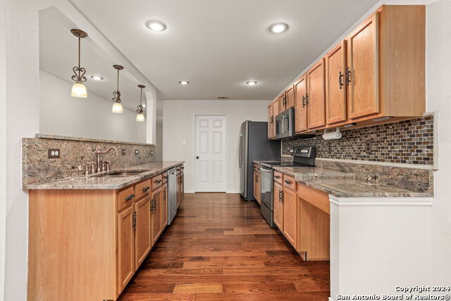 125 Katie Ct, Boerne, Texas image 12