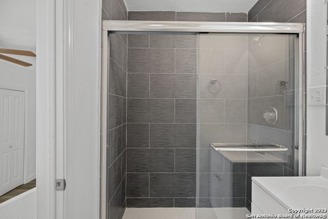 512 Vickers Ave, San Antonio, Texas image 7